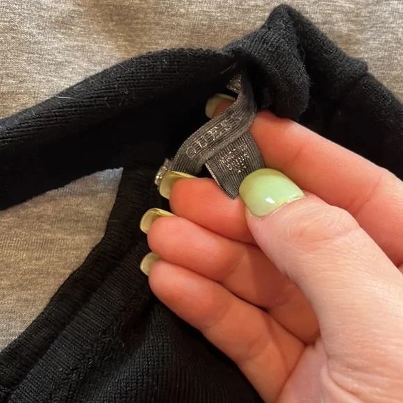 Guess top - Picture 2 of 3